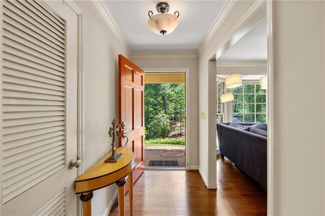 Foto del edificio - 6550 Bridgewood Valley Rd NW