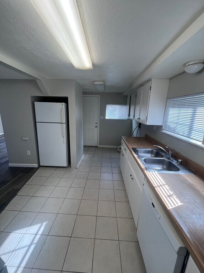 Foto del edificio - CUTE ONE BEDROOM ONE BATH HOME IN GRANITE ...