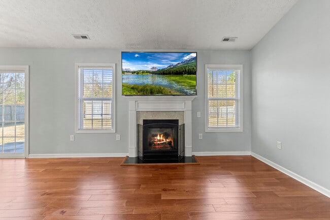 Building Photo - 2842 Weathersby Dr