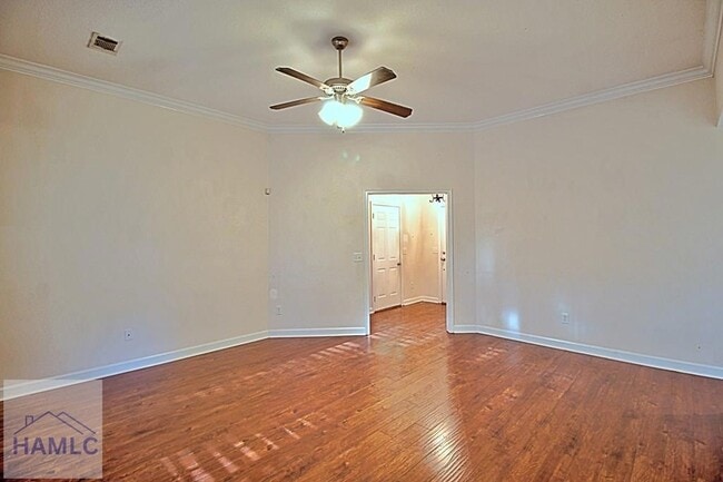 Building Photo - 229 Augusta Way