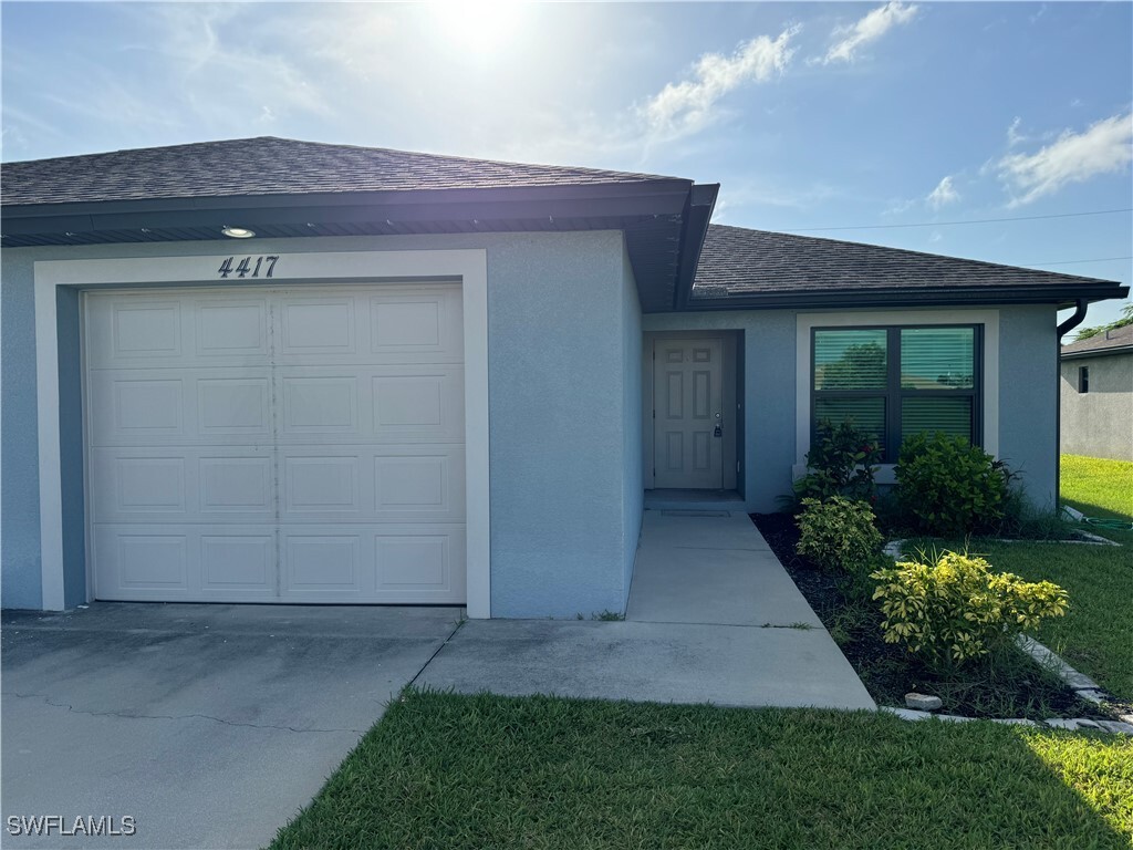 Foto principal - 4417 SW 8th Ct