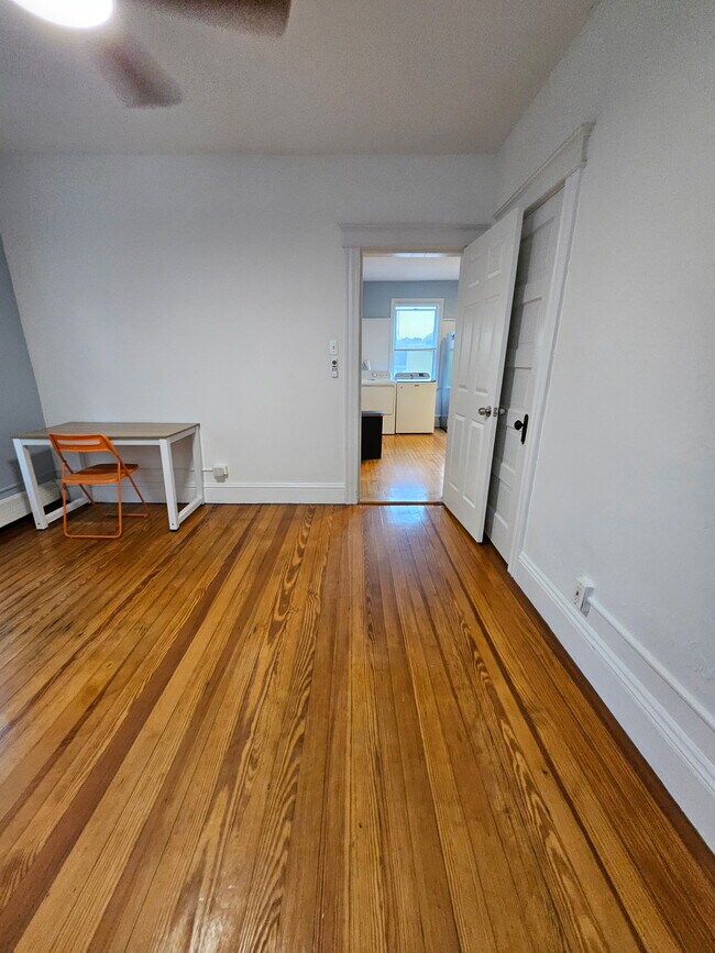 Foto del edificio - 334 Hawkins St