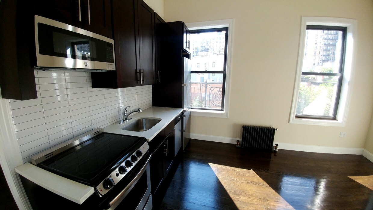 Primary Photo - 1480 Lexington Ave