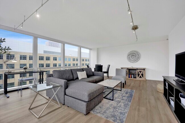 Foto del edificio - 340 W Diversey Pkwy