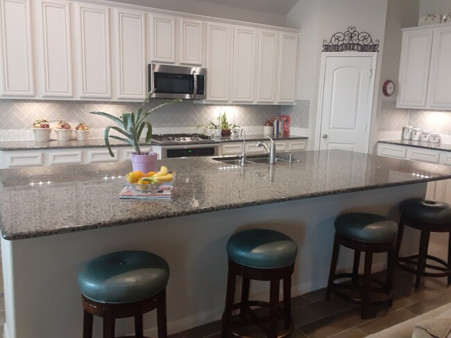 Foto del edificio - 8330 Sands Bank Ln
