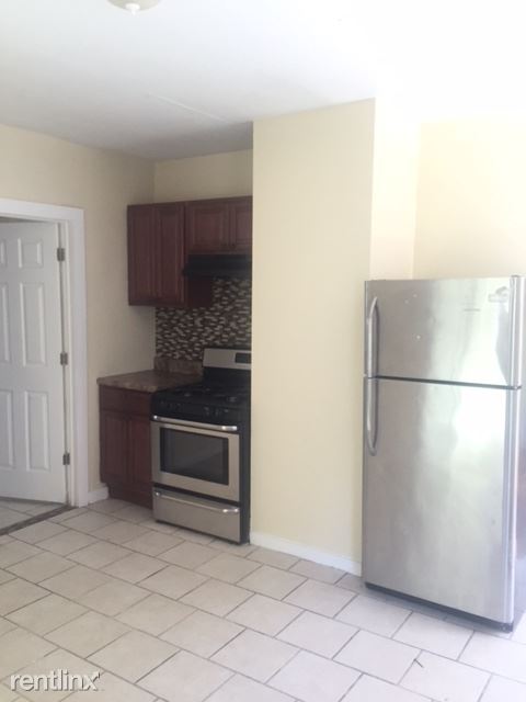 Building Photo - 552 Dixwell Ave