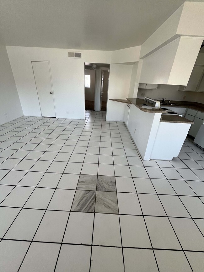 Foto del edificio - 4980 Apollostar Ct