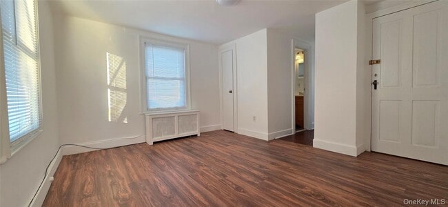 Foto del edificio - 20 Hamilton Ave