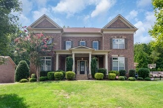 Building Photo - 16056 Reynolds Dr