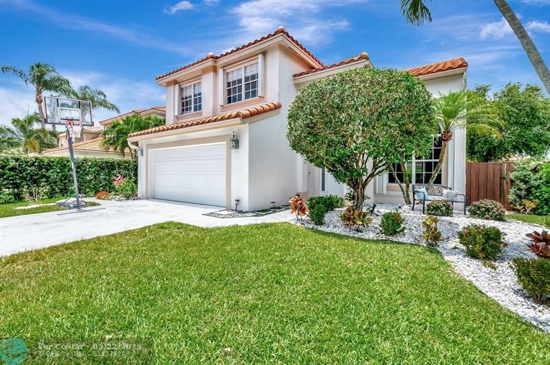 Primary Photo - 18027 Jazz Ln