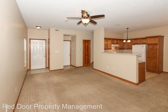 Building Photo - 4 br, 2.5 bath House - 1840 Misty Lake Drive