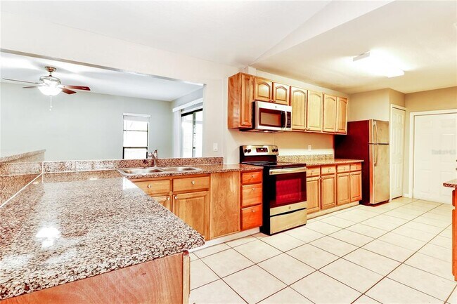 Foto del edificio - 3053 Stanton Ave