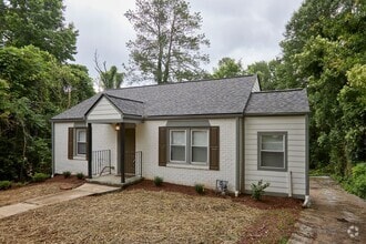 Building Photo - 1235 Beechview Dr SE