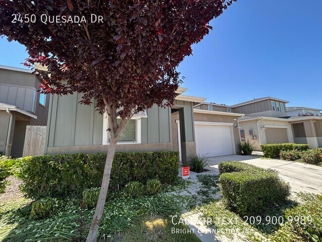 Building Photo - 2450 Quesada Dr