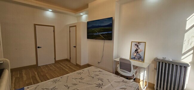 Foto del edificio - 70 Weirfield St