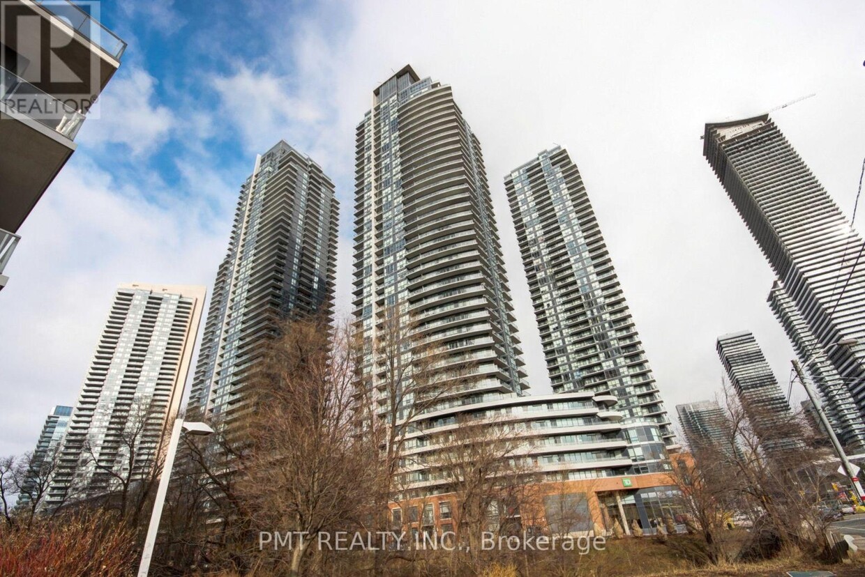 Photo principale - 2220-2220 Lake Shore Blvd W