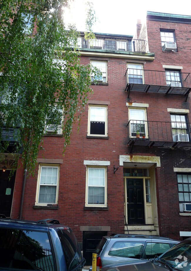 Foto del edificio - 10 Lindall Pl