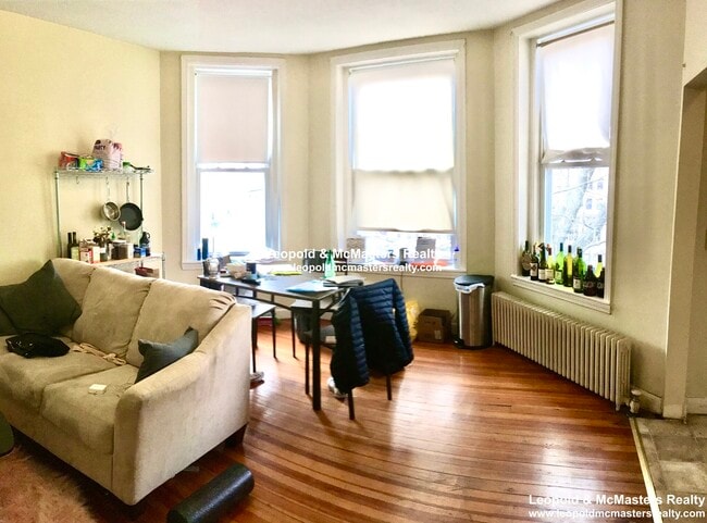 Building Photo - 1132 Commonwealth Ave