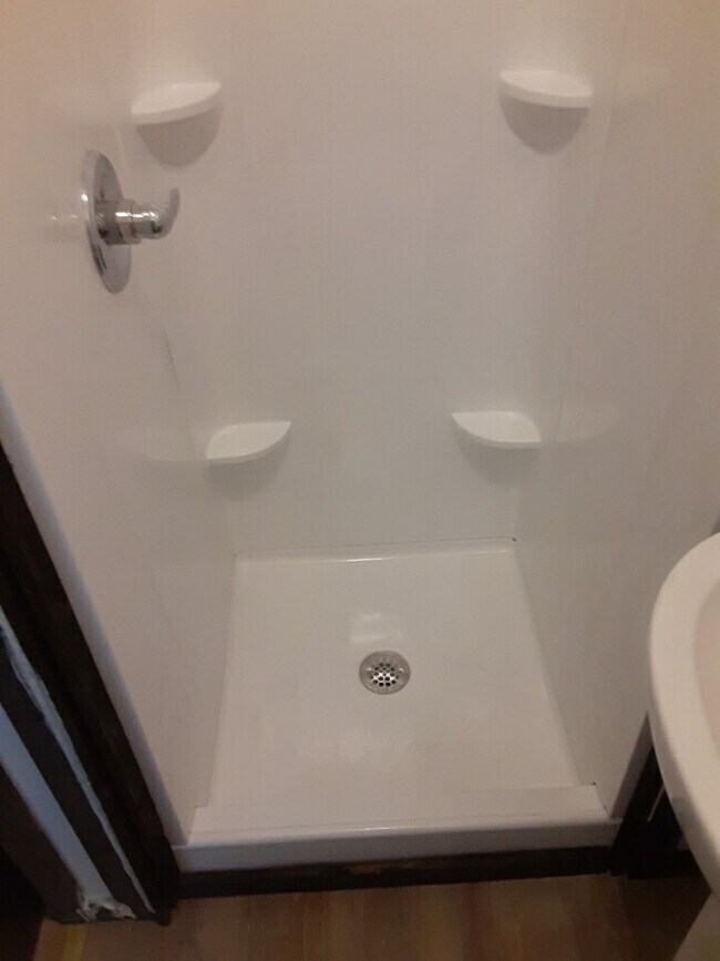 357 Main St, Madawaska, ME 04756 357 Main St Madawaska, ME