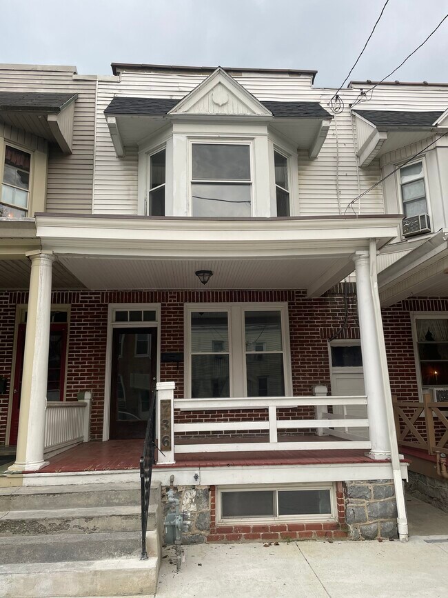 736 Walnut St, Columbia, PA 17512 Townhome Rentals in Columbia PA