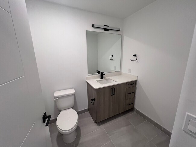 Building Photo - 244 NW 31st St