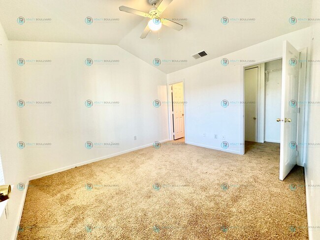 Building Photo - 200 Talus Way