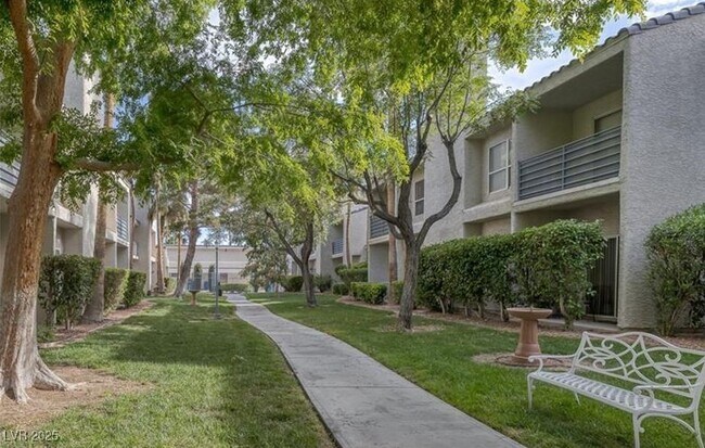 Foto del edificio - 6250 W Flamingo Rd