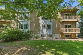 Building Photo - 1612 Cottonwood Dr