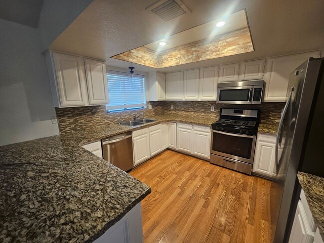 Building Photo - 3 Bedroom House in Bullhead City