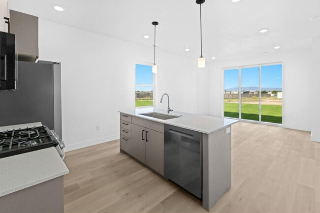Building Photo - Parkview Townhomes
