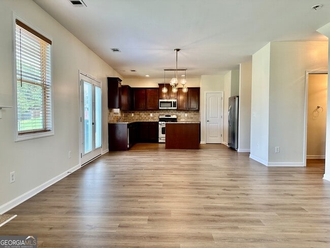 Building Photo - 3363 Willow Meadow Ln