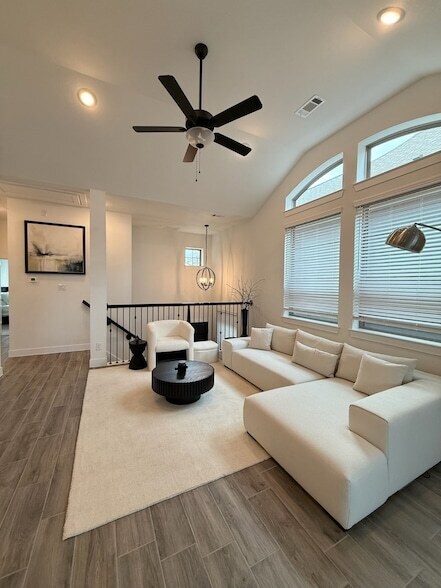 Foto del edificio - 7826 Starfish Arbor Dr