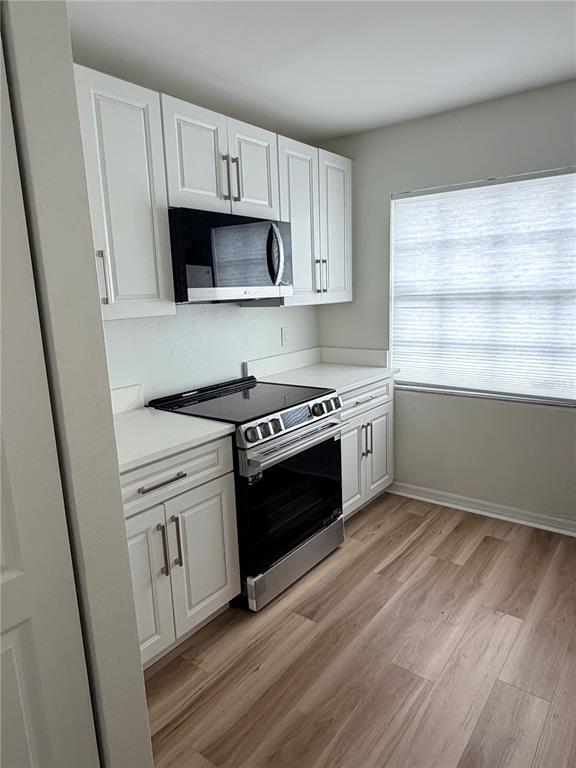 Foto del edificio - 2651 Graduate Ct