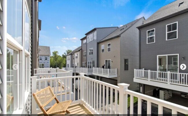 Foto del edificio - 6014 Beake St