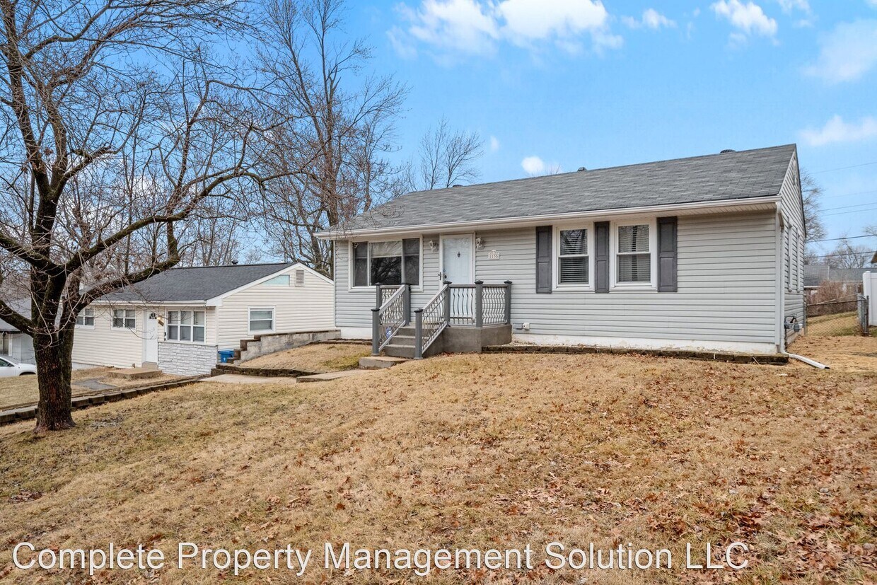 Primary Photo - 3 br, 1 bath House - 1135 Maple Ave