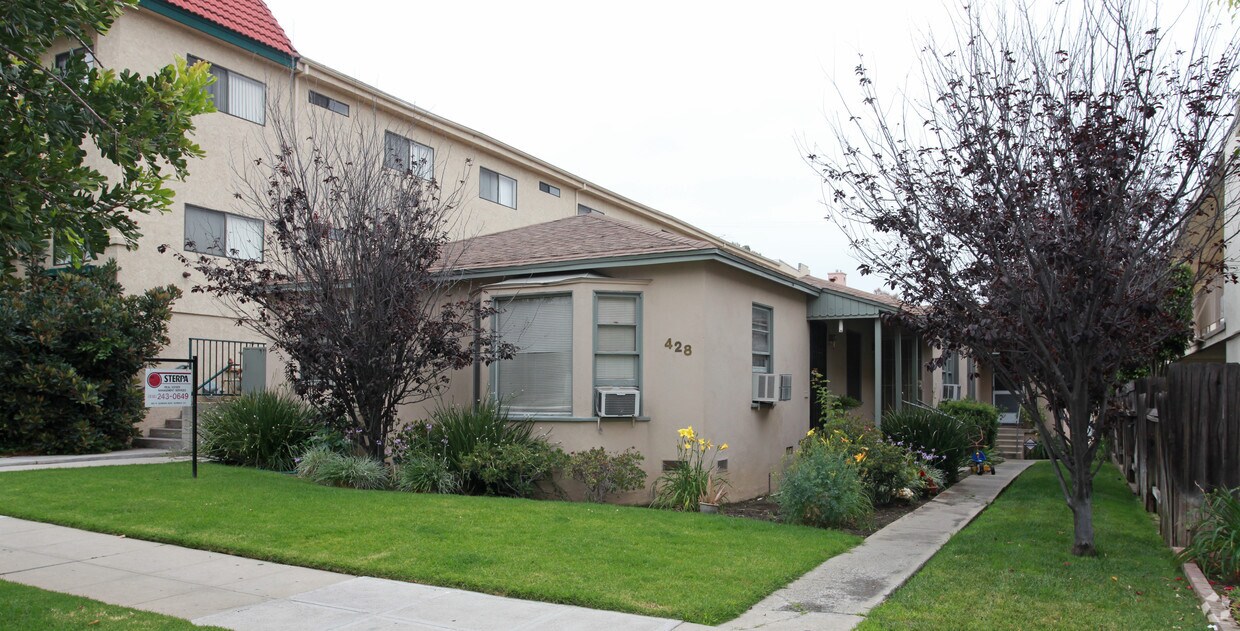 428 E Elmwood Ave, Burbank, CA 91501 428 E Elmwood Ave Burbank, CA