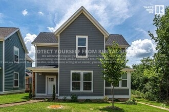 Building Photo - 1003 Laramie
