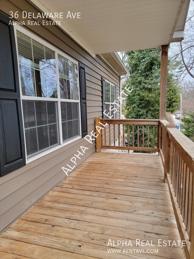 Building Photo - You gotta see inside this home less than a...
