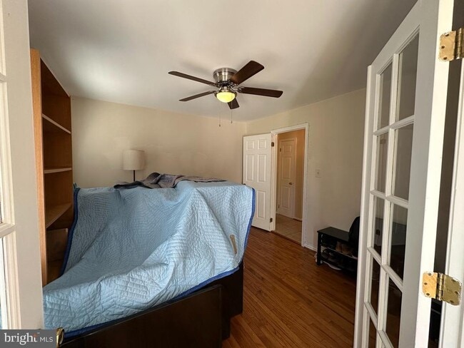 Building Photo - 893 Broad Oaks Dr