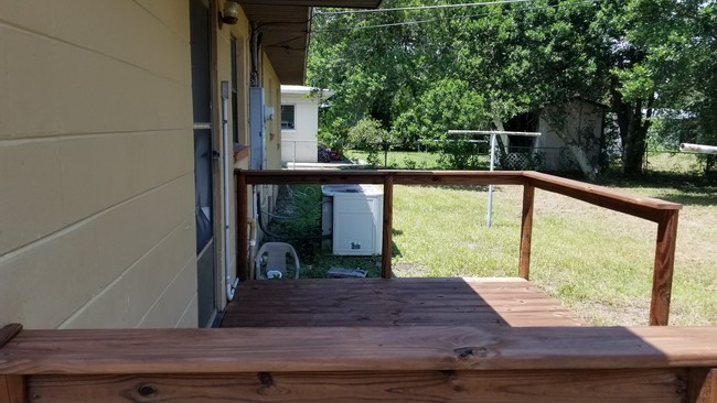 Building Photo - 3204 Ross Cir