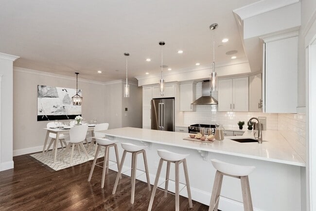 Foto del edificio - 77 Dix St