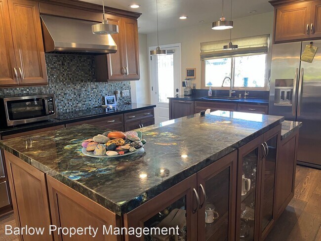 Foto del edificio - 2 br, 3 bath House - 15118 Village 15