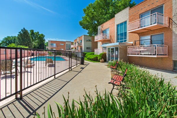 The Aberdeen Apartments 900 W Abriendo Ave Pueblo, CO 81004 - Main Image