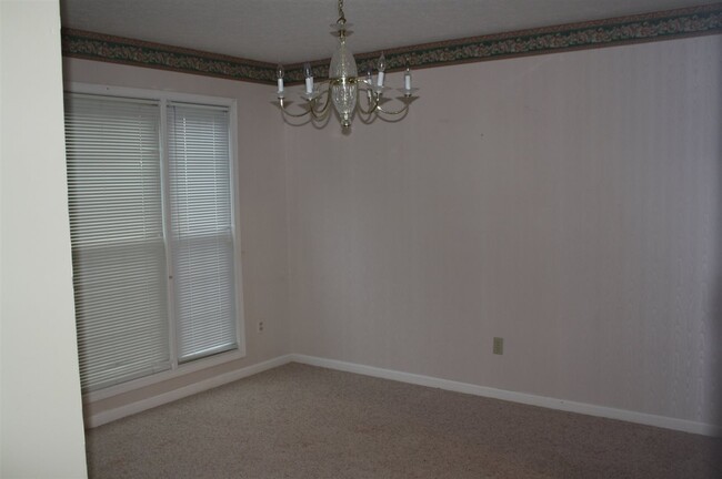 Building Photo - 9087 Nashville Rd