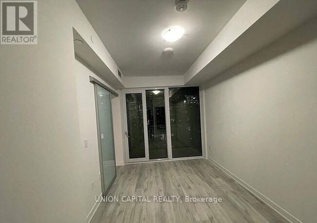 Building Photo - 135 Lower Sherbourne St