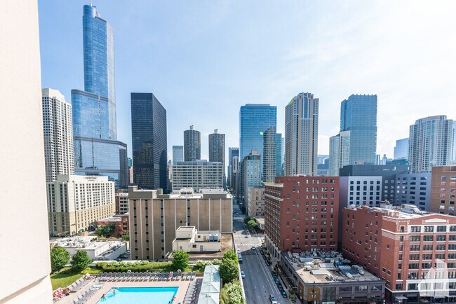 Foto del edificio - 545 N Dearborn St