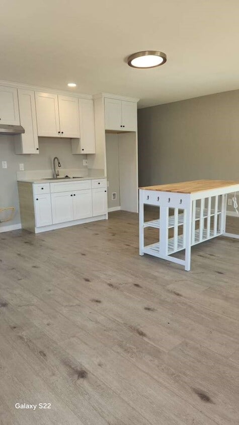 Foto principal - 8818 Chester St