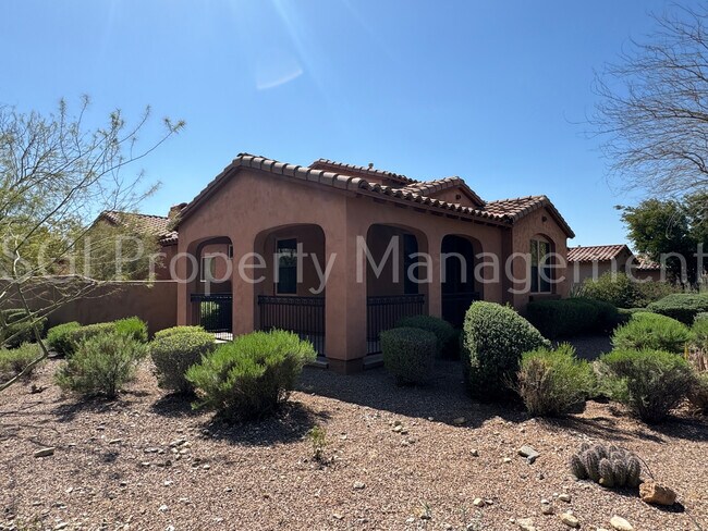 Building Photo - Luxury home in DC Ranch with private pool