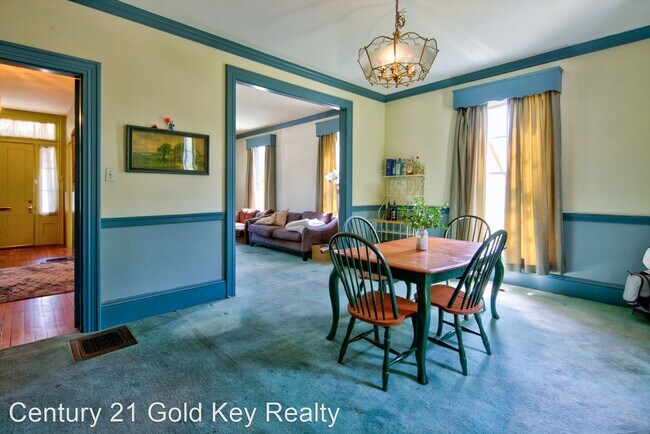 Foto del edificio - 3 br, 1.5 bath House - 133 West Main Street
