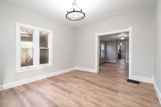 Building Photo - 2207 Blake Avenue